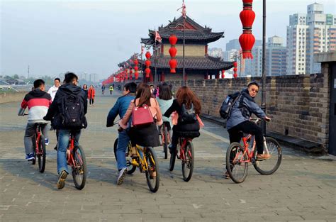what are some popular activities in china